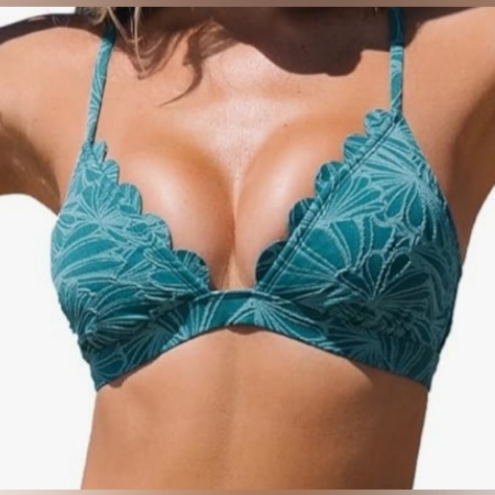 Cupshe Teal Floral Scalloped Triangle Bikini Top C317
